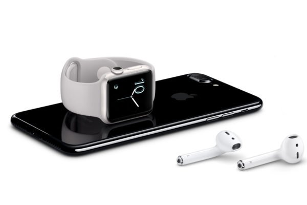 Apple Watch With Airpods